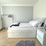 Terrassenstudio In Apartment *